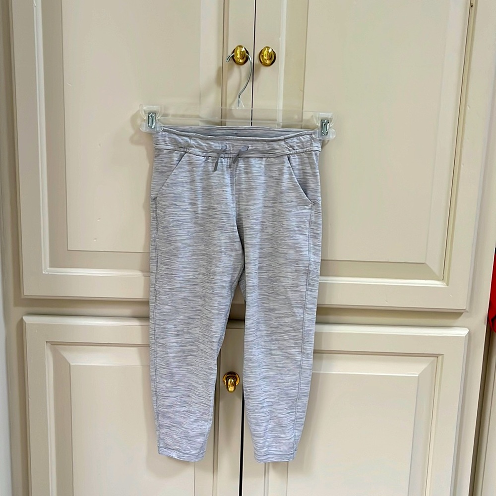 Lululemon Ivivva Capri Leggings